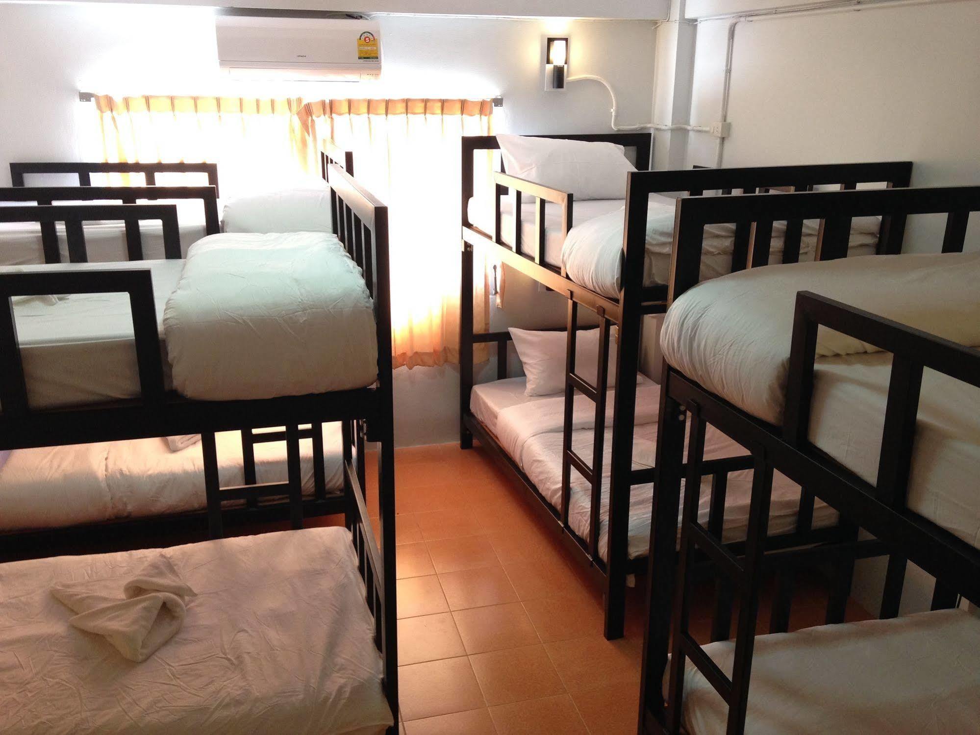 The Metallic Hostel Koh Lanta Exterior foto